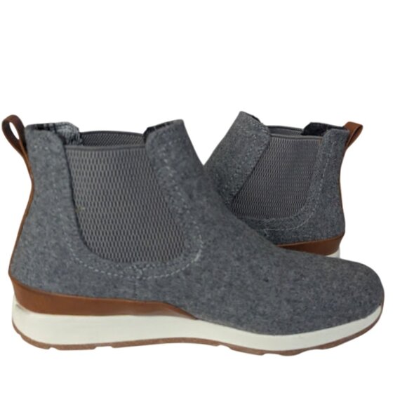 B.O.C. Womens Casual Chic Gray Textile Slip-On Cozy Ankle Booties Size 9 NWOB - Picture 2 of 9